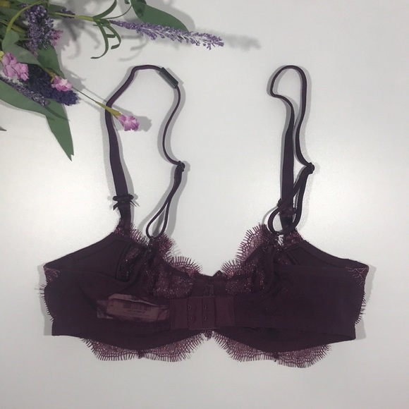 Victoria's Secret Dream Angle Uplift Bra - Picture 12 of 12